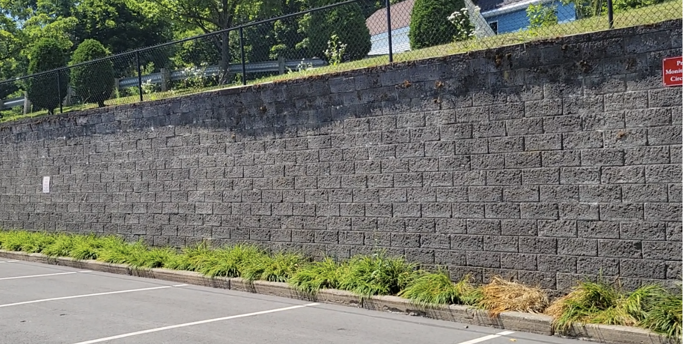 RETAINING WALLS BEFORE